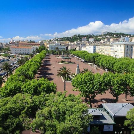 Appartement Climatise,Idealement Situe 100M Du Vieux Port. Bastiya Dış mekan fotoğraf