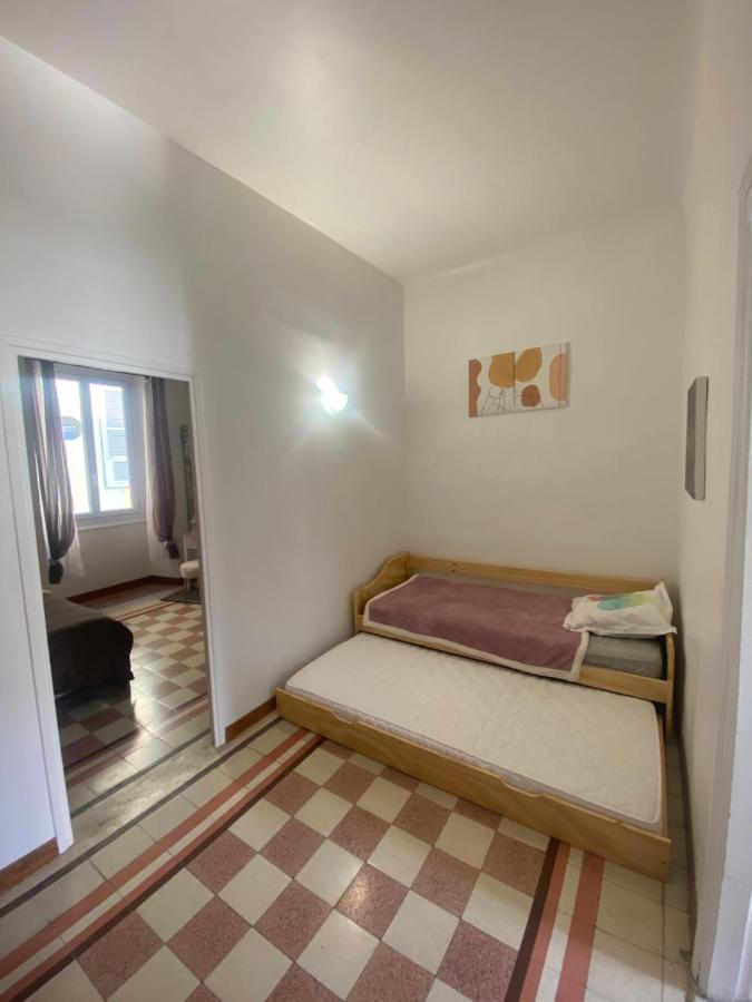 Appartement Climatise,Idealement Situe 100M Du Vieux Port. Bastiya Dış mekan fotoğraf