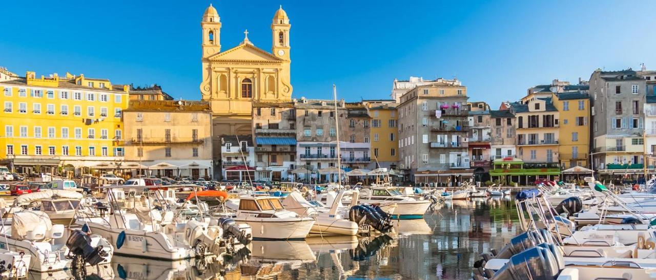 Appartement Climatise,Idealement Situe 100M Du Vieux Port. Bastiya Dış mekan fotoğraf